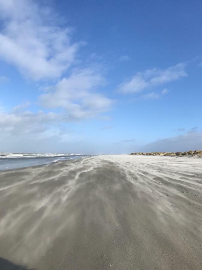 Strandlogement Om De Noord Schiermonnikoog Exterior foto